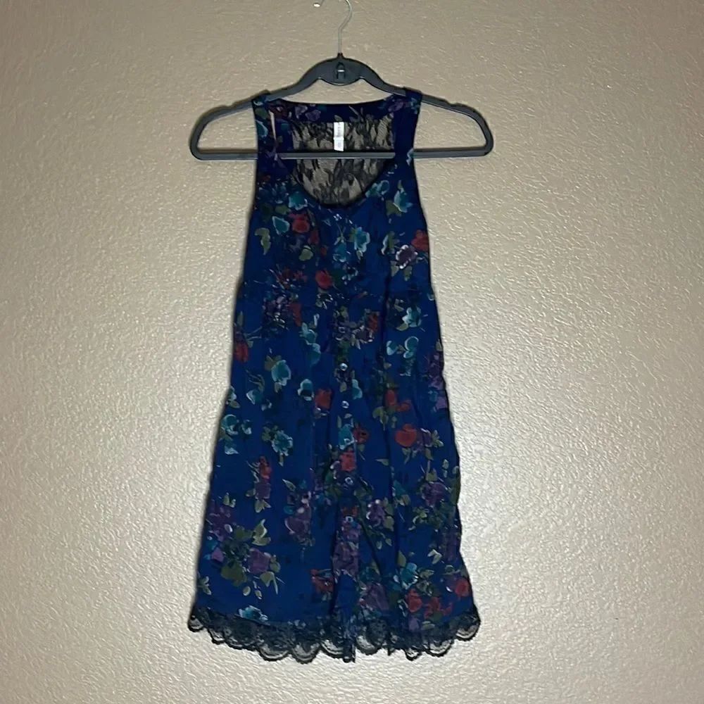 Xhilaration floral lace dress size XS